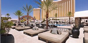 Daylight_Cabana_Pano.0.0
